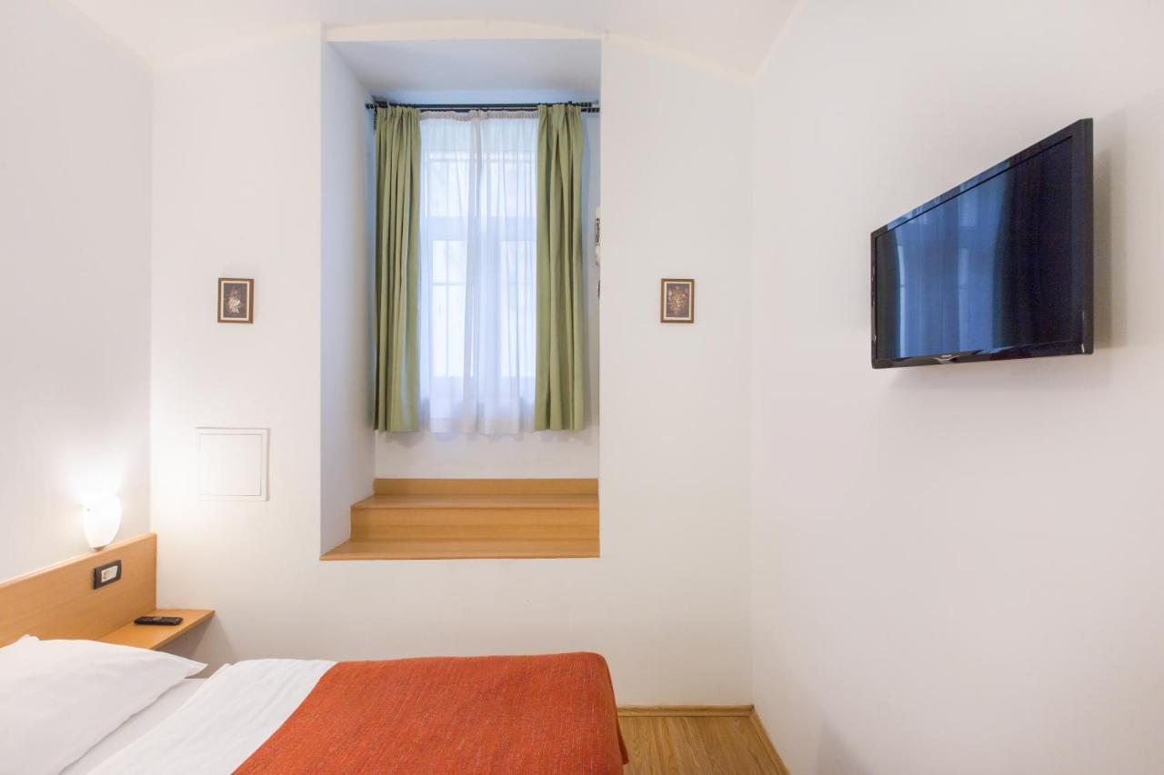 Duskova Apartments Praha Eksteriør bilde