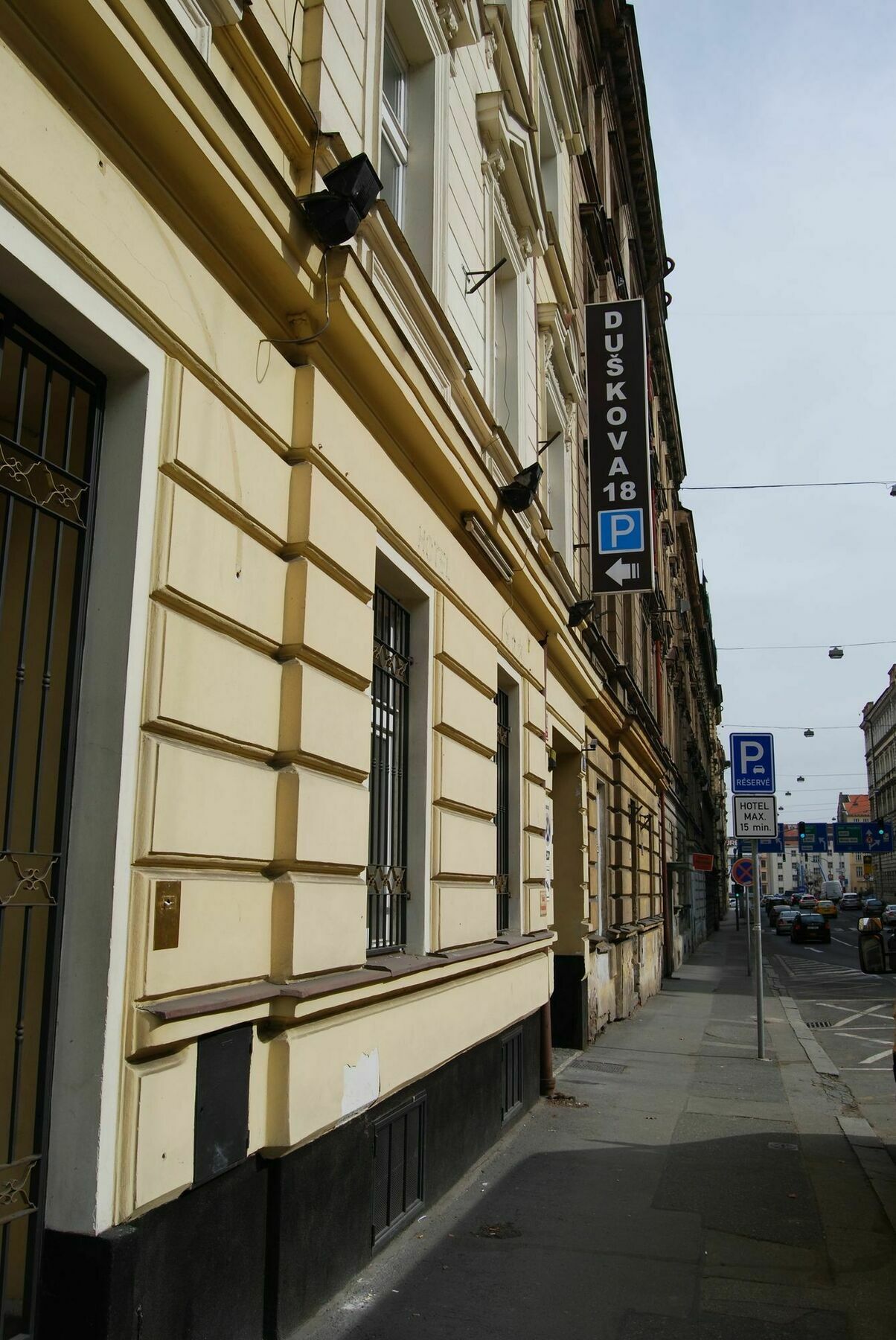 Duskova Apartments Praha Eksteriør bilde